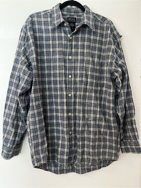 Real Clothes | Plaid Button Up Shirt